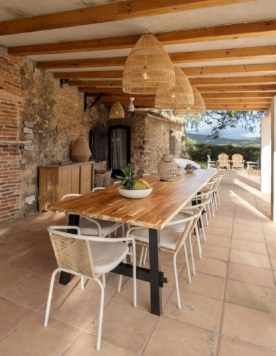 Yoga retreat Spanje eettafel terras